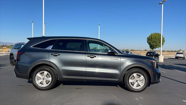 2024 Kia Sorento LX