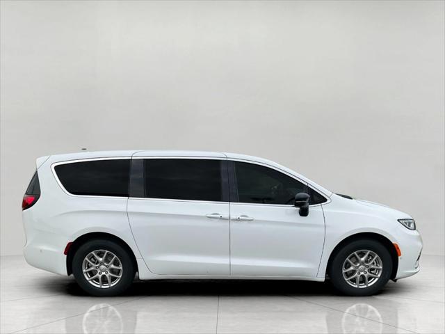 2025 Chrysler Pacifica PACIFICA SELECT 2025 Chrysler Pacifica PACIFICA SELECT