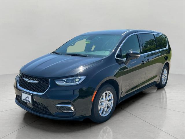 2025 Chrysler Pacifica PACIFICA SELECT