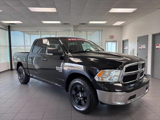 2019 RAM 1500 Classic SLT Crew Cab 4x4 57 Box