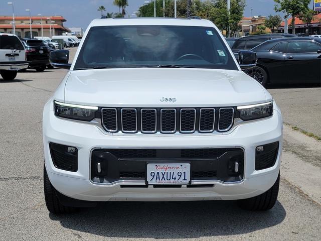 2022 Jeep Grand Cherokee Overland 4x2