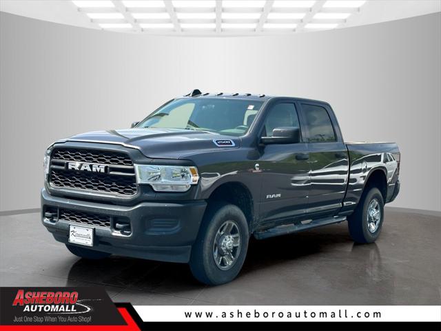 2022 RAM 2500 Tradesman Crew Cab 4x4 64 Box