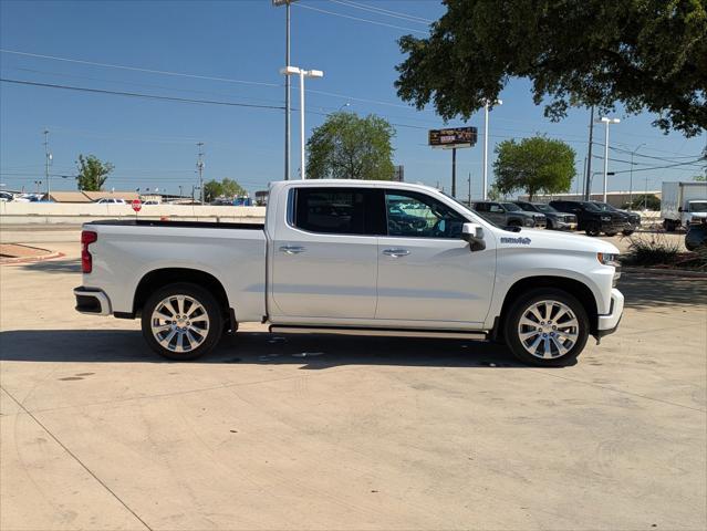 2021 Chevrolet Silverado 1500 4WD Crew Cab Short Bed High Country