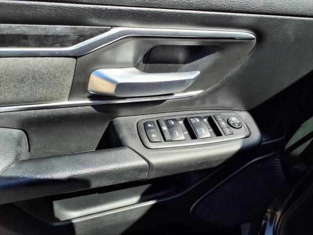 2019 RAM 1500 Big Horn/Lone Star Crew Cab 4x4 57 Box