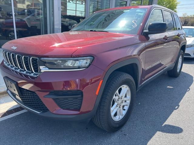 2022 Jeep Grand Cherokee Laredo 4x4