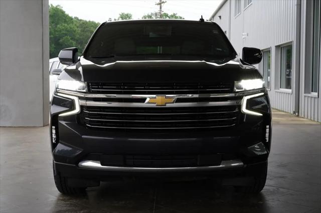 2023 Chevrolet Suburban 2WD LT