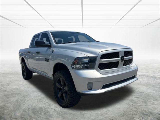 2018 RAM 1500 Express Crew Cab 4x2 57 Box