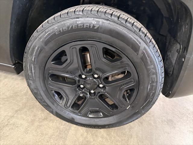 2017 Jeep Renegade Deserthawk 4x4