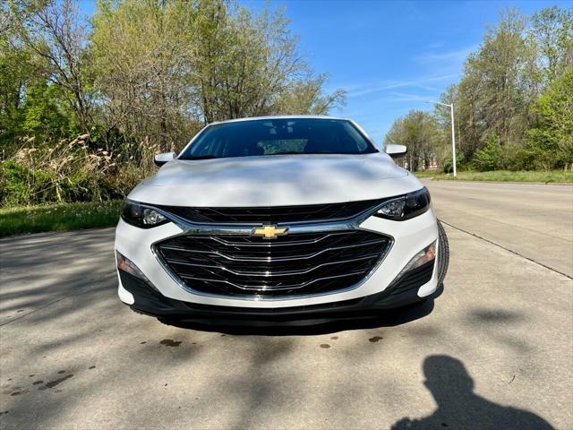 2022 Chevrolet Malibu FWD LT