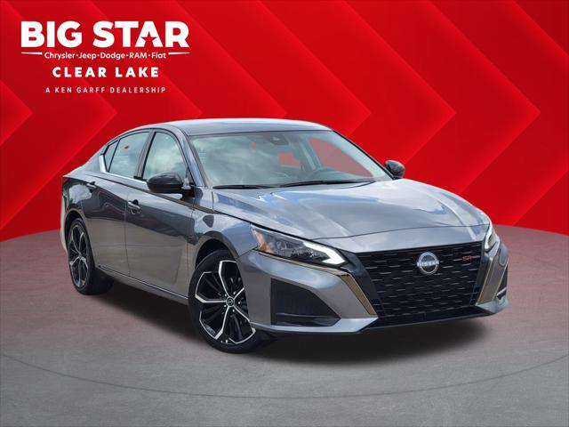 2023 Nissan Altima SR FWD