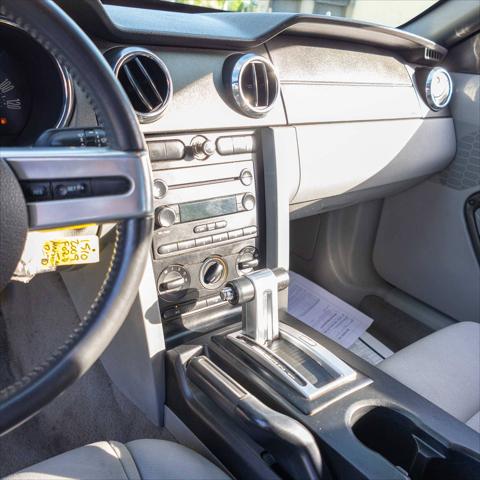 2009 Ford Mustang V6 Premium