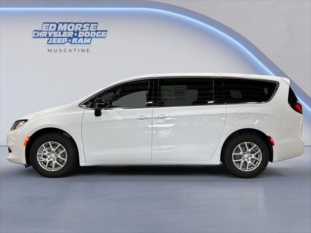 2025 Chrysler Voyager VOYAGER LX