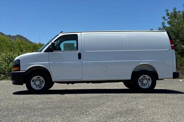 2025 Chevrolet Express Cargo Van RWD 2500 Regular Wheelbase WT