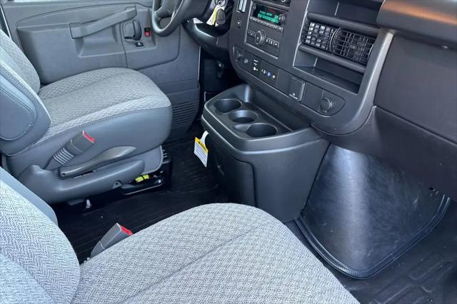2025 Chevrolet Express Cargo Van RWD 2500 Regular Wheelbase WT
