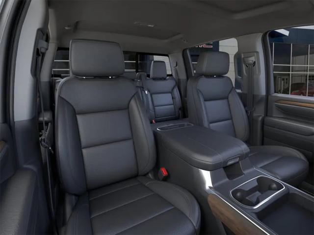 2025 GMC Sierra 2500HD 4WD Crew Cab Standard Bed SLT