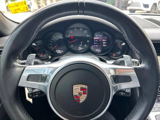 2014 Porsche 911 Carrera 4