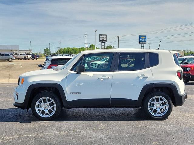 2023 Jeep Renegade Latitude 4x4 2023 Jeep Renegade Latitude 4x4