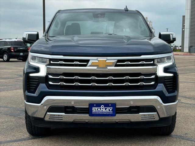 2022 Chevrolet Silverado 1500 4WD Crew Cab Short Bed LTZ