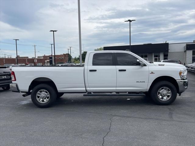 2022 RAM 3500 Big Horn Crew Cab 4x4 8 Box
