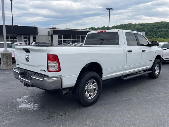 2022 RAM 3500 Big Horn Crew Cab 4x4 8 Box