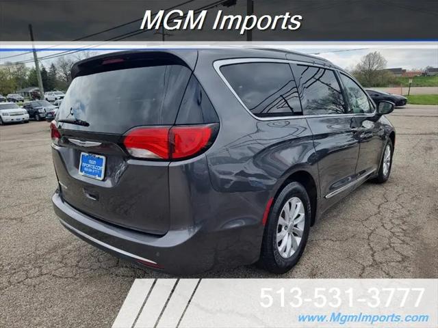 2019 Chrysler Pacifica Touring L