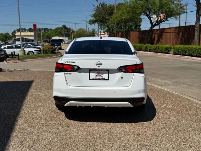 2024 Nissan Versa 1.6 S
