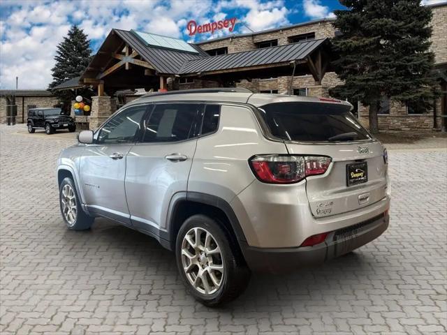 2022 Jeep Compass Latitude Lux 4x4