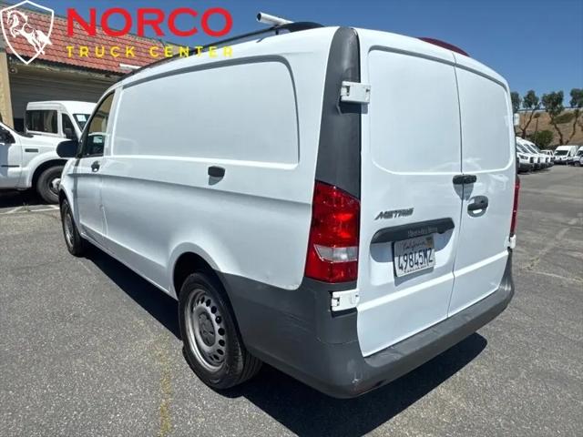 2017 Mercedes-Benz Metris Worker