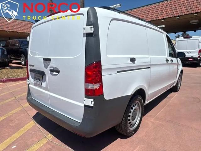 2017 Mercedes-Benz Metris Worker