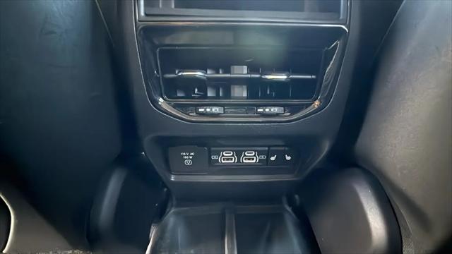 2023 Jeep Grand Cherokee Trailhawk