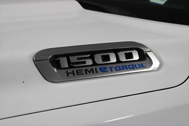 2022 Ram 1500 Laramie Crew Cab 4x2 5'7" Box