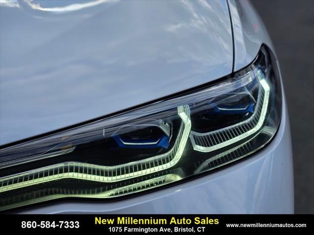 2021 BMW X7 M50i