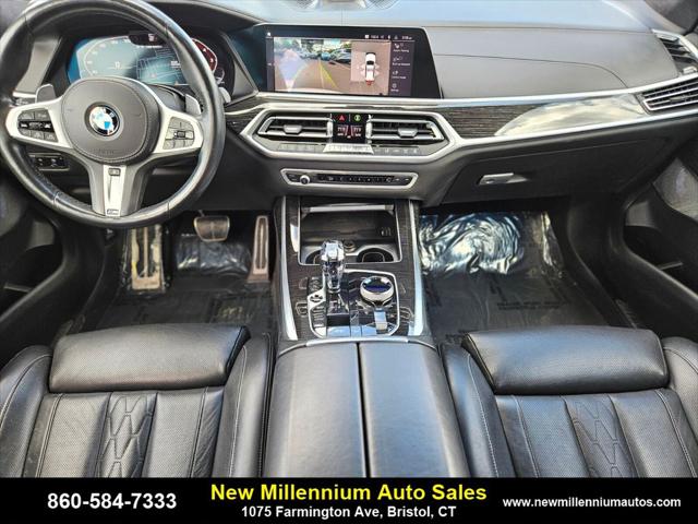 2021 BMW X7 M50i