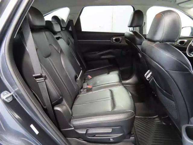 2023 Kia Sorento X-Line S