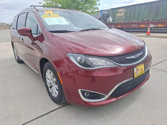 2019 Chrysler Pacifica Touring L for sale in Oakdale, CA