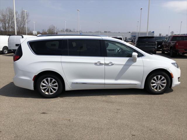 Used 2018 Chrysler Pacifica For Sale in Jackson, MI