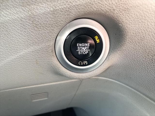 Used 2018 Chrysler Pacifica For Sale in Jackson, MI