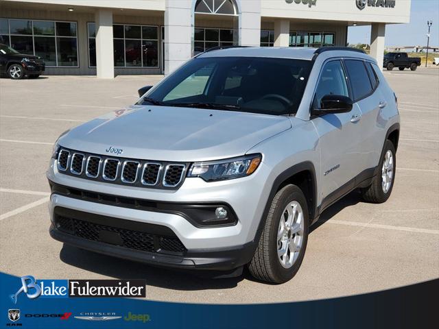 2025 Jeep Compass COMPASS LATITUDE 4X4