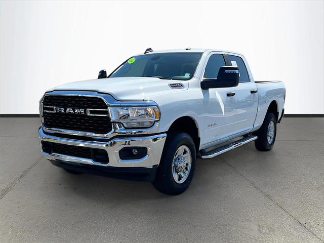 2024 RAM 2500 Big Horn Crew Cab 4x4 64 Box