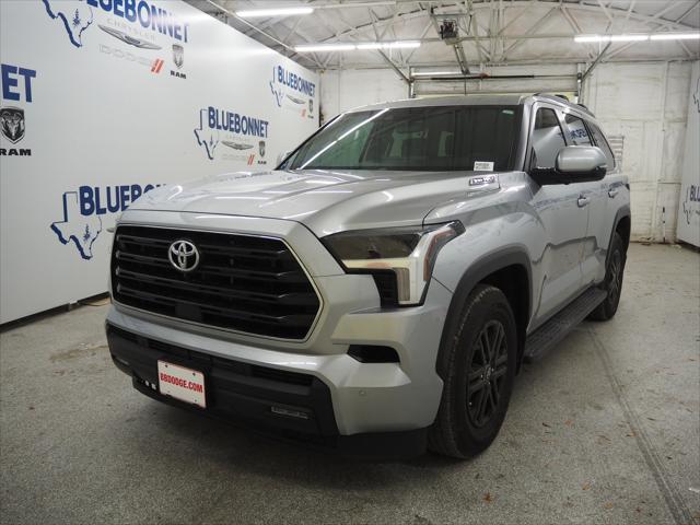 2025 Toyota Sequoia SR5