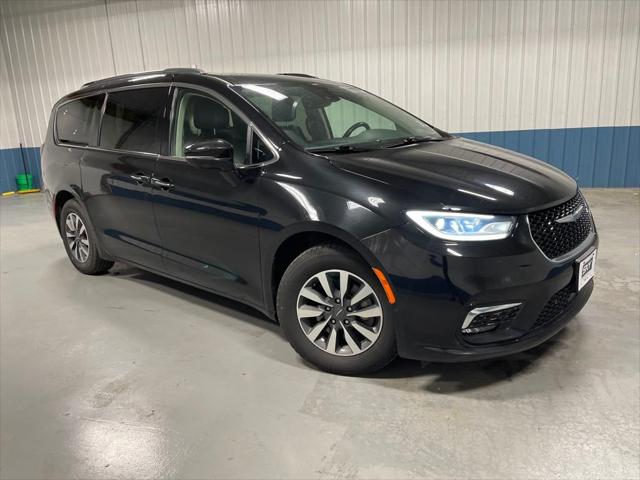2021 Chrysler Pacifica Hybrid Touring L