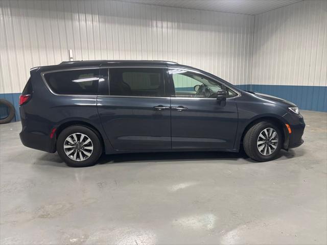2021 Chrysler Pacifica Hybrid Touring L