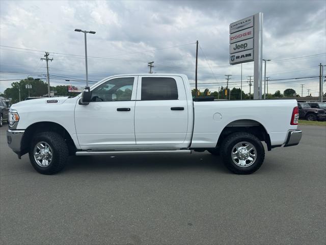 2023 RAM 2500 Tradesman Crew Cab 4x4 64 Box