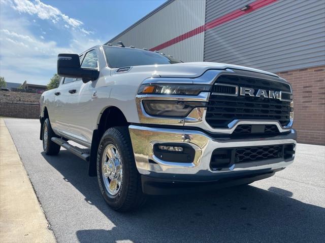 2025 RAM Ram 2500 RAM 2500 TRADESMAN CREW CAB 4X4 64 BOX