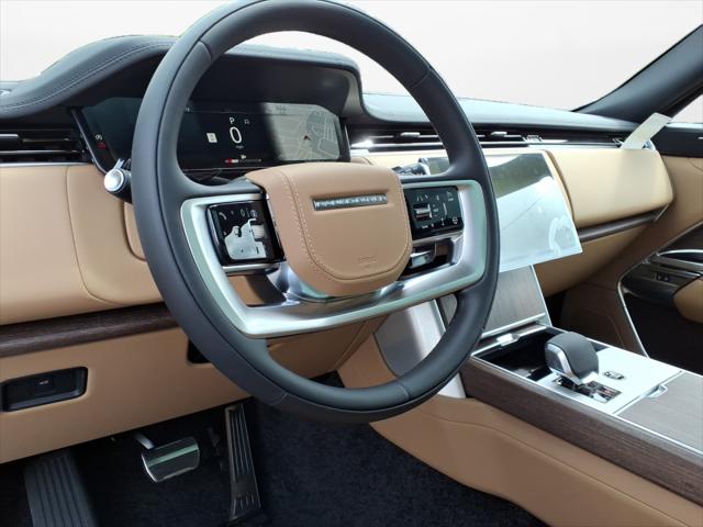 2025 Land Rover Range Rover P530 SE 7 Seat
