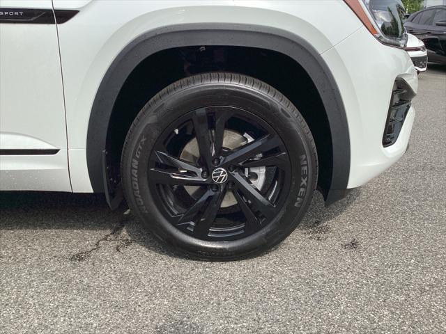 2025 Volkswagen Atlas Cross Sport 2.0T SEL R-Line Black