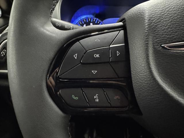 2024 Chrysler Pacifica Touring