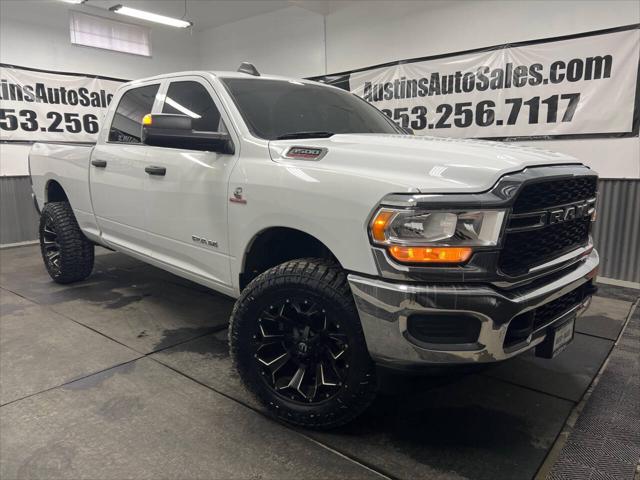 2019 Ram 3500 Tradesman Crew Cab 4x4 64 Box for sale in Puyallup, WA