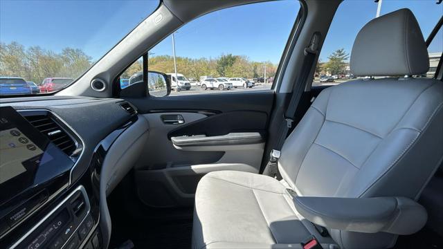 2022 Honda Pilot AWD Touring 7 Passenger