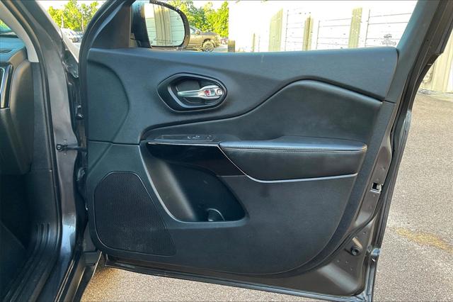 Used 2021 Jeep Cherokee For Sale in Olive Branch, MS